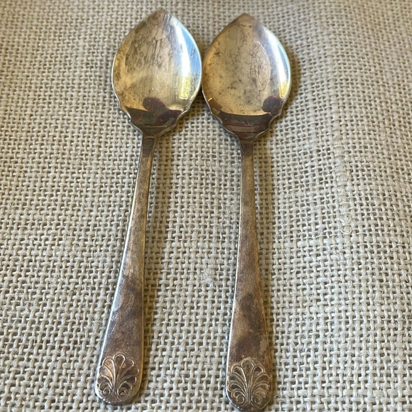 Vintage silver plate England Jelly or Jan tea spoons set of 2 - Picture 1 of 8